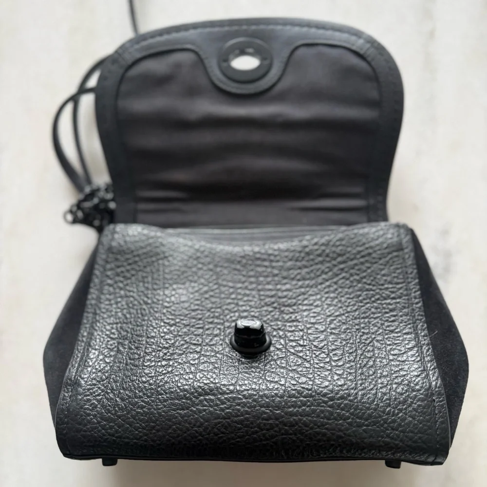 COACH Faye Crossbody Purse Bag All Black Pebbled Leather Flap F1880-F22349 - Picture 9 of 15